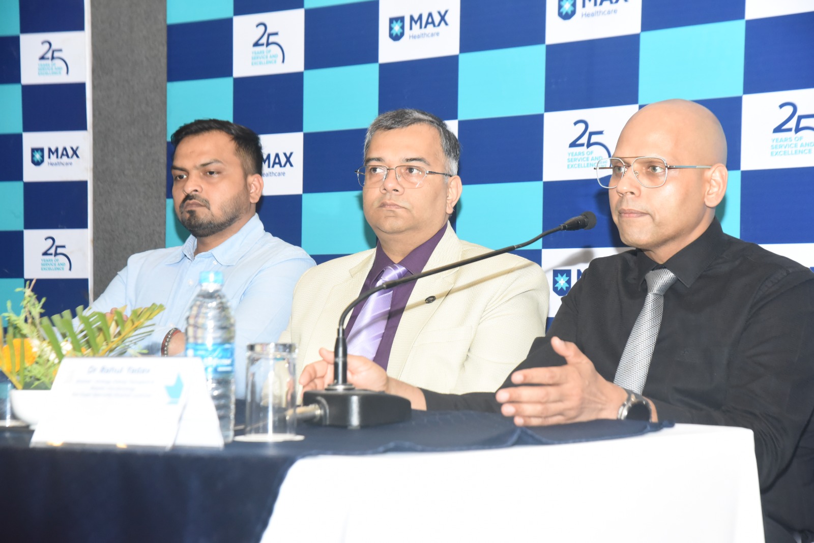 नेपालगन्जमा भारतीय अस्पतालको ‘विरामी किनबेच’ खेल ? उपचारको नाममा नेपालीमाथि लुटको आरोप ।